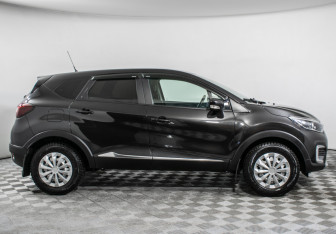 Подержанный автомобиль Renault Kaptur 2018 года (4 фото)