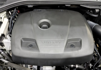 Подержанный автомобиль Volvo S60 Cross Country 2018 года (9 фото)