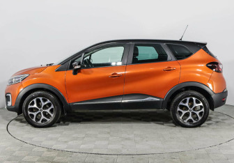 Подержанный автомобиль Renault Kaptur 2017 года (3 фото)