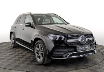 Подержанный автомобиль Mercedes-Benz GLE 2021 года (3 фото)