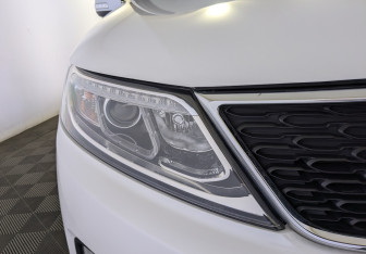 Подержанный автомобиль Kia Sorento 2019 года (11 фото)