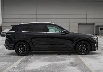 Подержанный автомобиль Voyah Free 2023 года (5 фото)