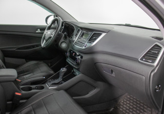 Подержанный автомобиль Hyundai Tucson 2018 года (9 фото)