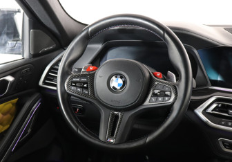 Подержанный автомобиль BMW X6 M 2022 года (13 фото)