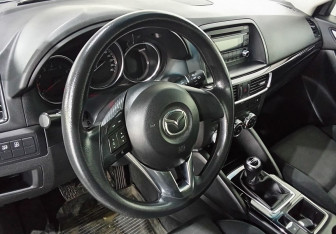 Подержанный автомобиль Mazda CX-5 2016 года (12 фото)