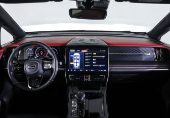 Подержанный автомобиль GAC M8 2024 года (18 фото)