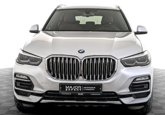 Подержанный автомобиль BMW X5 2018 года (2 фото)