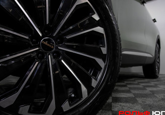 Подержанный автомобиль Exeed RX 2023 года (26 фото)