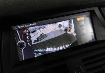 Подержанный автомобиль BMW X6 2012 года (18 фото)