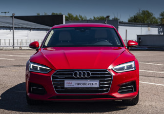 Подержанный автомобиль Audi A5 Liftback 2016 года (2 фото)