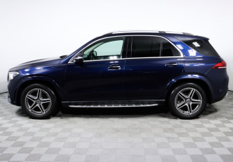 Подержанный автомобиль Mercedes-Benz GLE 2018 года (8 фото)