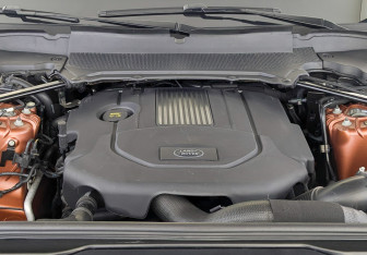 Подержанный автомобиль Land Rover Discovery 2019 года (9 фото)