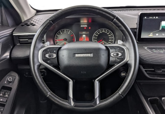Подержанный автомобиль Haval Jolion 2023 года (21 фото)