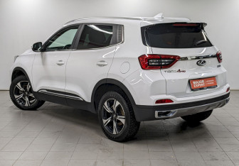 Подержанный автомобиль Chery Tiggo 4 Pro 2023 года (7 фото)