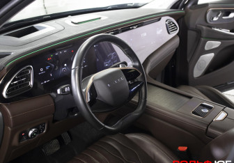 Подержанный автомобиль Exeed VX 2023 года (9 фото)