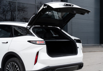 Новый Exeed RX 2025 (13 фото)