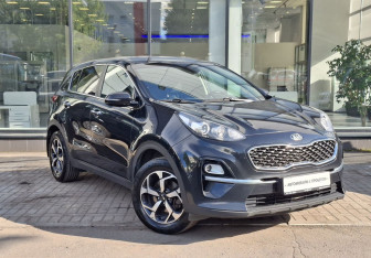 Подержанный автомобиль Kia Sportage 2019 года (3 фото)