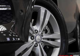 Подержанный автомобиль Mercedes-Benz GLE 2015 года (24 фото)