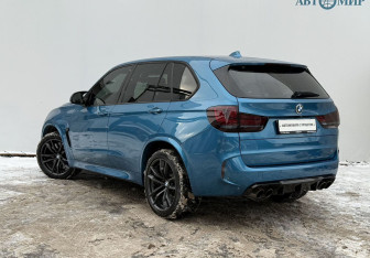 Подержанный автомобиль BMW X5 M 2015 года (7 фото)