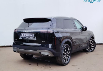 Подержанный автомобиль Jaecoo J7 2023 года (8 фото)