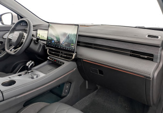 Новый Soueast S09 2025 (9 фото)