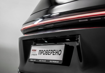 Подержанный автомобиль LiXiang L9 2023 года (30 фото)