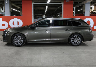 Подержанный автомобиль Peugeot 508 Wagon 2019 года (8 фото)