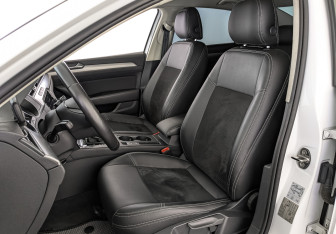 Подержанный автомобиль Volkswagen Passat Sedan 2018 года (20 фото)