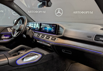 Подержанный автомобиль Mercedes-Benz GLE 2021 года (13 фото)