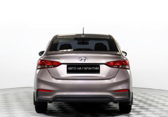 Подержанный автомобиль Hyundai Solaris Sedan 2020 года (6 фото)