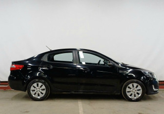 Подержанный автомобиль Kia Rio Sedan 2011 года (4 фото)