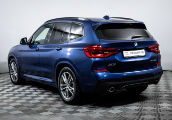 Подержанный автомобиль BMW X3 2018 года (7 фото)