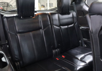 Подержанный автомобиль Nissan Pathfinder 2014 года (25 фото)