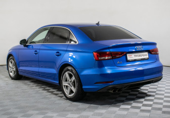 Подержанный автомобиль Audi A3 Sedan 2019 года (7 фото)