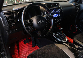 Подержанный автомобиль Kia Soul 2018 года (13 фото)