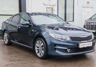 Подержанный автомобиль Kia Optima Sedan 2018 года (3 фото)