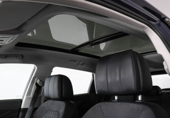 Подержанный автомобиль Hongqi HS5 2023 года (19 фото)