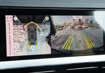 Подержанный автомобиль Geely Monjaro 2025 года (28 фото)