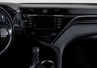 Подержанный автомобиль Toyota Camry Sedan 2019 года (13 фото)