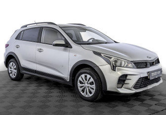 Подержанный автомобиль Kia Rio Hatchback 2021 года (3 фото)