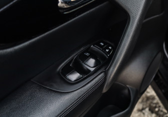 Подержанный автомобиль Nissan Qashqai 2018 года (13 фото)