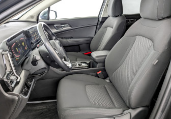 Подержанный автомобиль Kia Sportage 2023 года (20 фото)