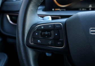 Подержанный автомобиль Exeed LX 2022 года (24 фото)