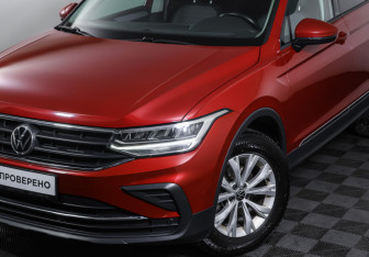 Подержанный автомобиль Volkswagen Tiguan 2021 года (22 фото)
