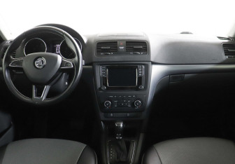 Подержанный автомобиль Skoda Yeti 2015 года (6 фото)