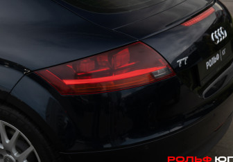 Подержанный автомобиль Audi TT Coupe 2007 года (18 фото)