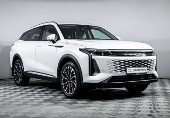 Подержанный автомобиль Exeed RX 2023 года (3 фото)