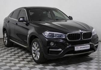 Подержанный автомобиль BMW X6 2017 года (3 фото)