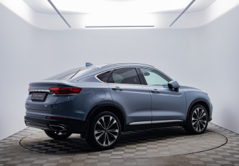 Подержанный автомобиль Geely Tugella 2021 года (5 фото)