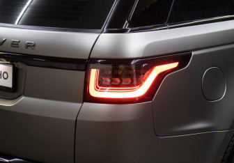 Подержанный автомобиль Land Rover Range Rover Sport 2020 года (29 фото)